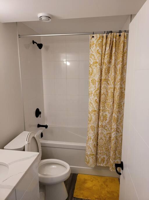 Luxury One Bedroom Winnipeg Exteriör bild